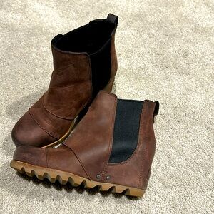 Sorel Evie Boots